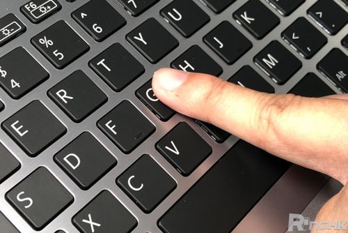 VAIO 触控板的进化 两部经典机型与触控产品的深度解析